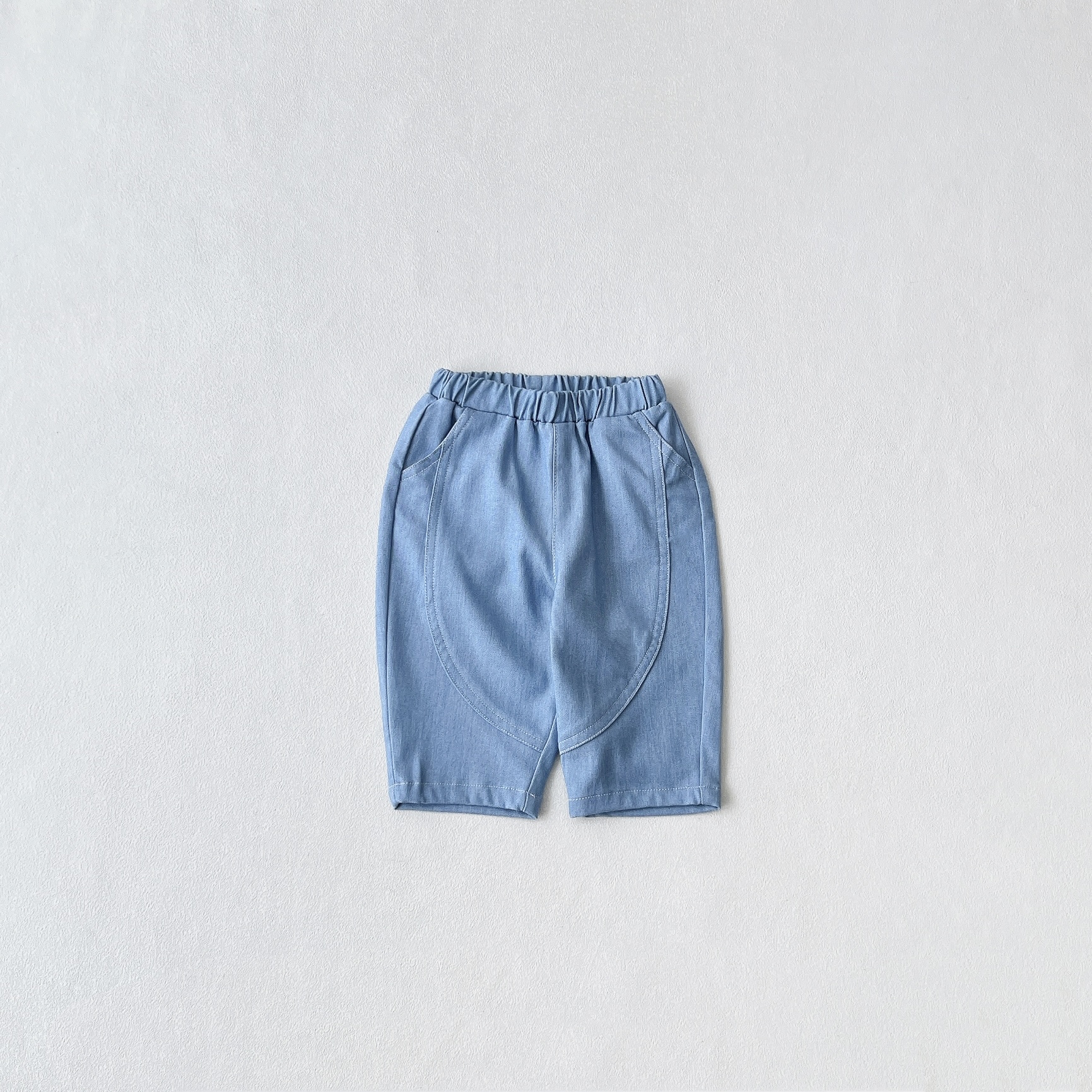 Q258 – Quần Jeans Trẻ Em Thời Trang Năng Động Vải Mềm Mát Mùa Hè Obebi