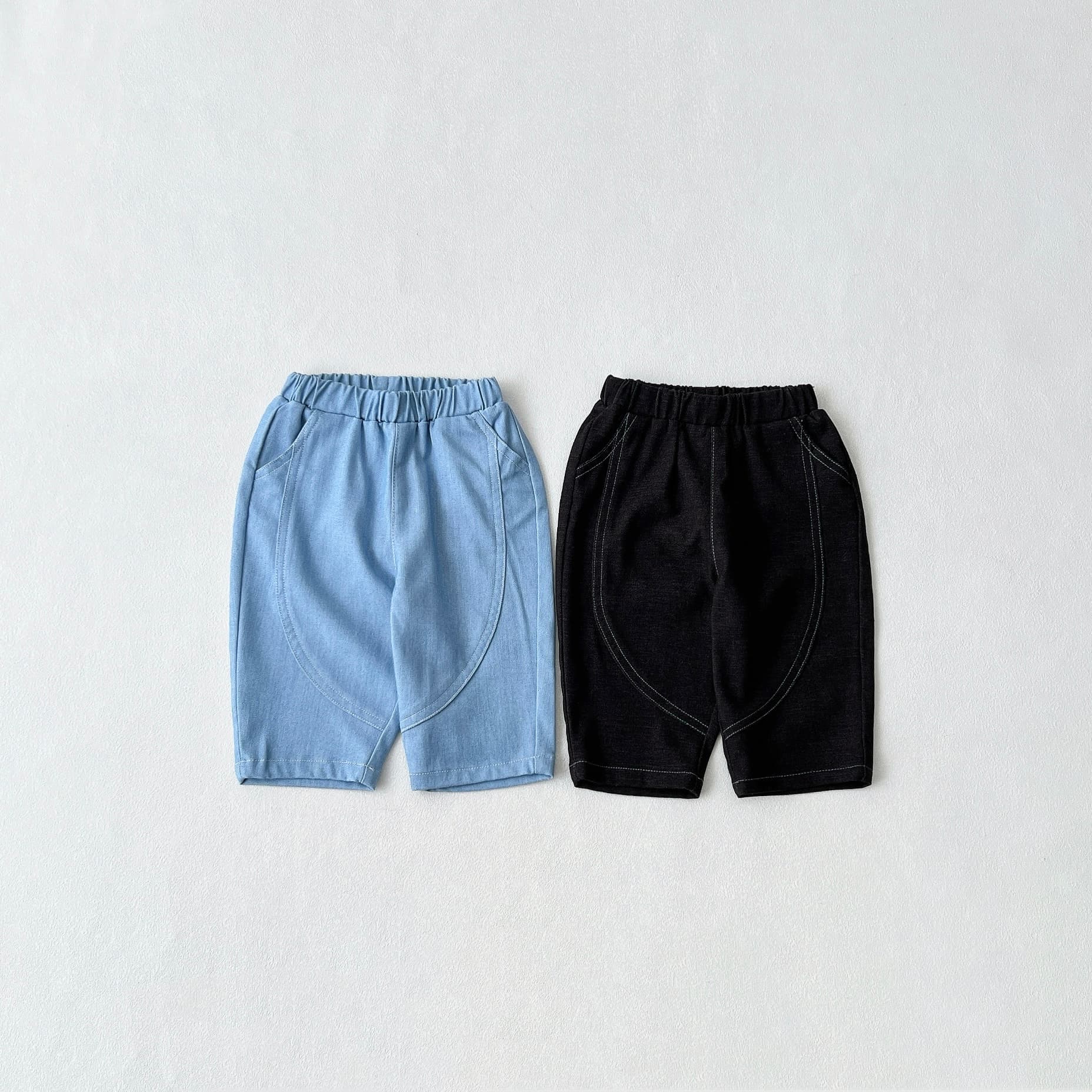Q258 – Quần Jeans Trẻ Em Thời Trang Năng Động Vải Mềm Mát Mùa Hè Obebi
