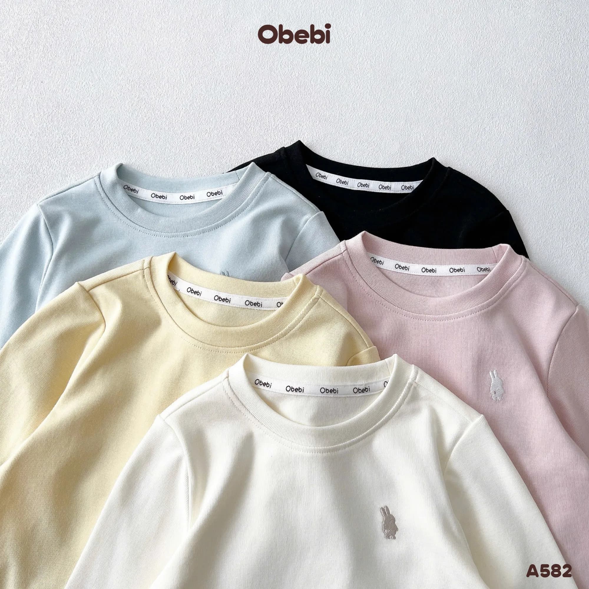 A582 – Áo Thun Dài Tay Trẻ Em Thu Đông Vải Co Giãn Mềm Mịn Obebi